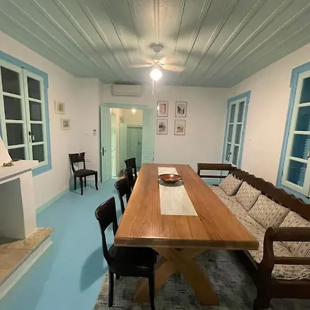 The Captains Holiday home Poros Town